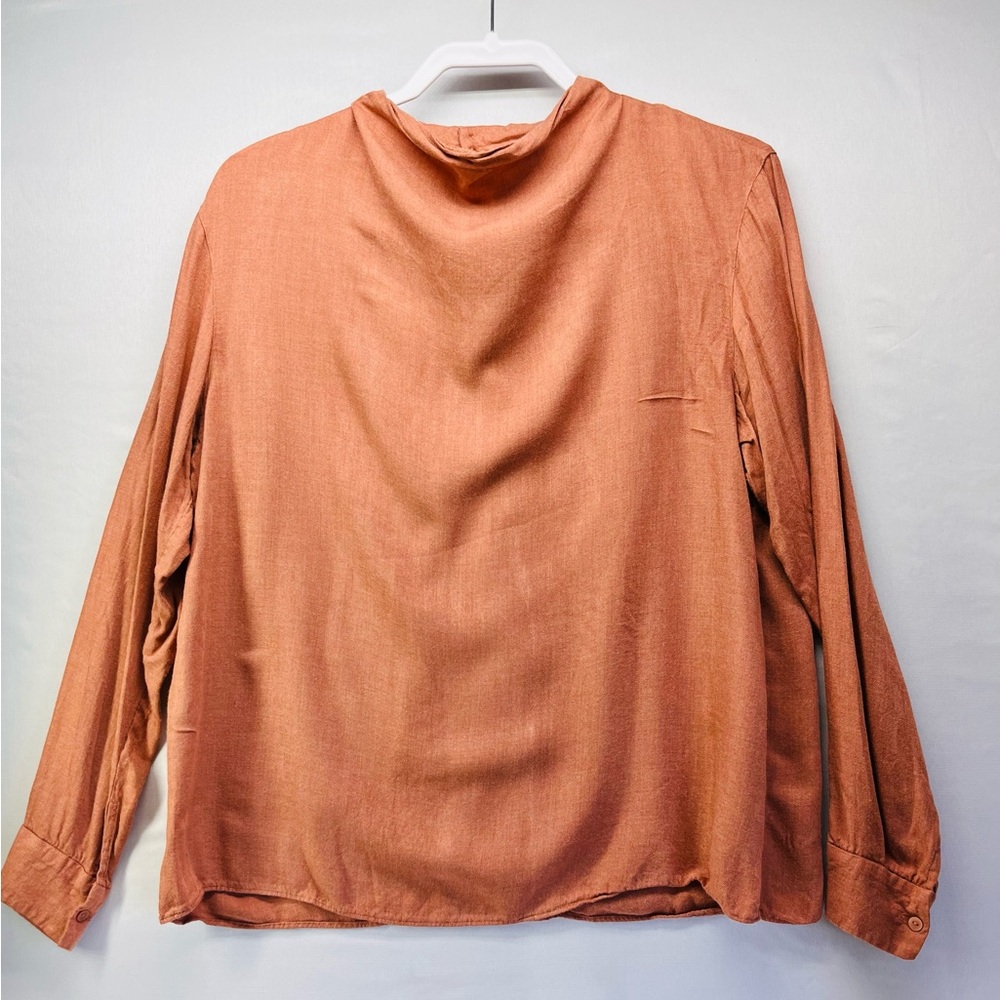 Uniqlo Copper Long‎ Sleeve Top